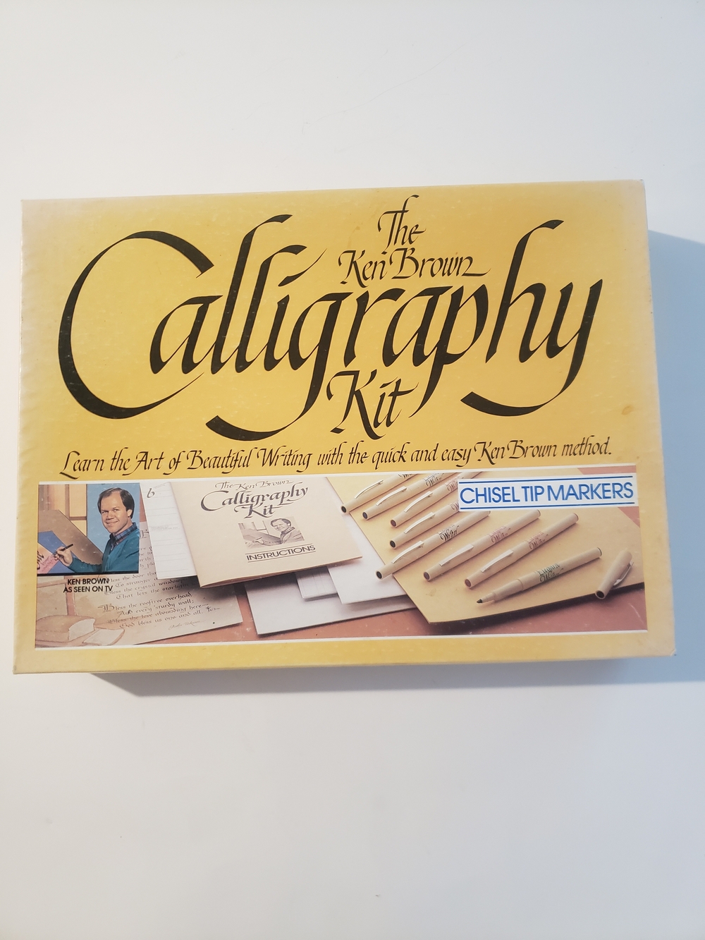 Ken Brown Vintage The Calligraphy Kit - Yellow Chisel Tip Markers